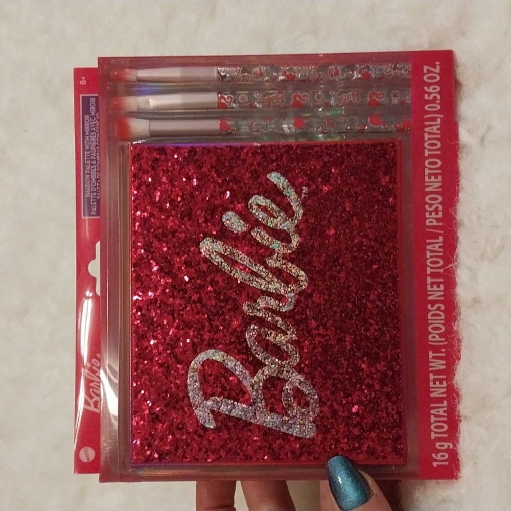 BARBIE MAKEUP PALLETTE WITH BRUSHES